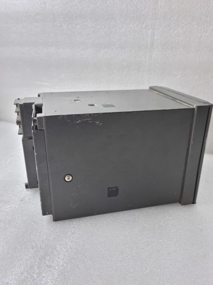 YOKOGAWA TEMPERATURE CHART RECORDER 0-100C PANEL MOUNT FOR PARTS OR REPAIR